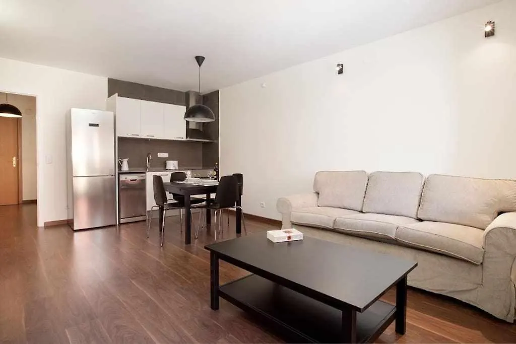 Apart Centrico Con Terraza En Gracia Barcelona