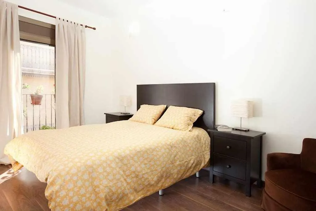 Apart Centrico Con Terraza En Gracia Barcelona 0*,  Spain