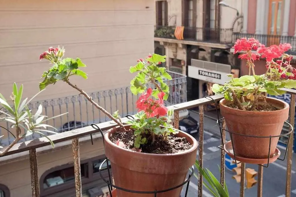 Apart Centrico Con Terraza En Gracia Barcelona
